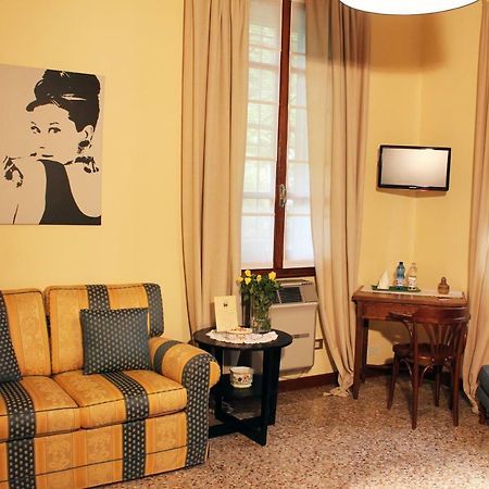 Bed and Breakfast La Sosta Fuori Stazione Brescello Exterior foto
