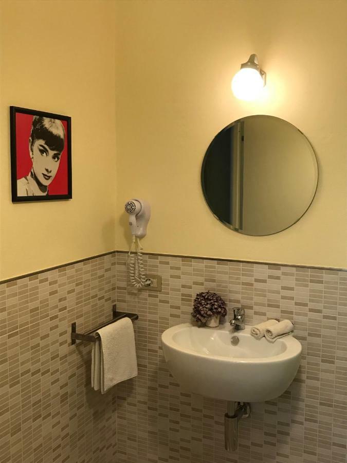 Bed and Breakfast La Sosta Fuori Stazione Brescello Exterior foto